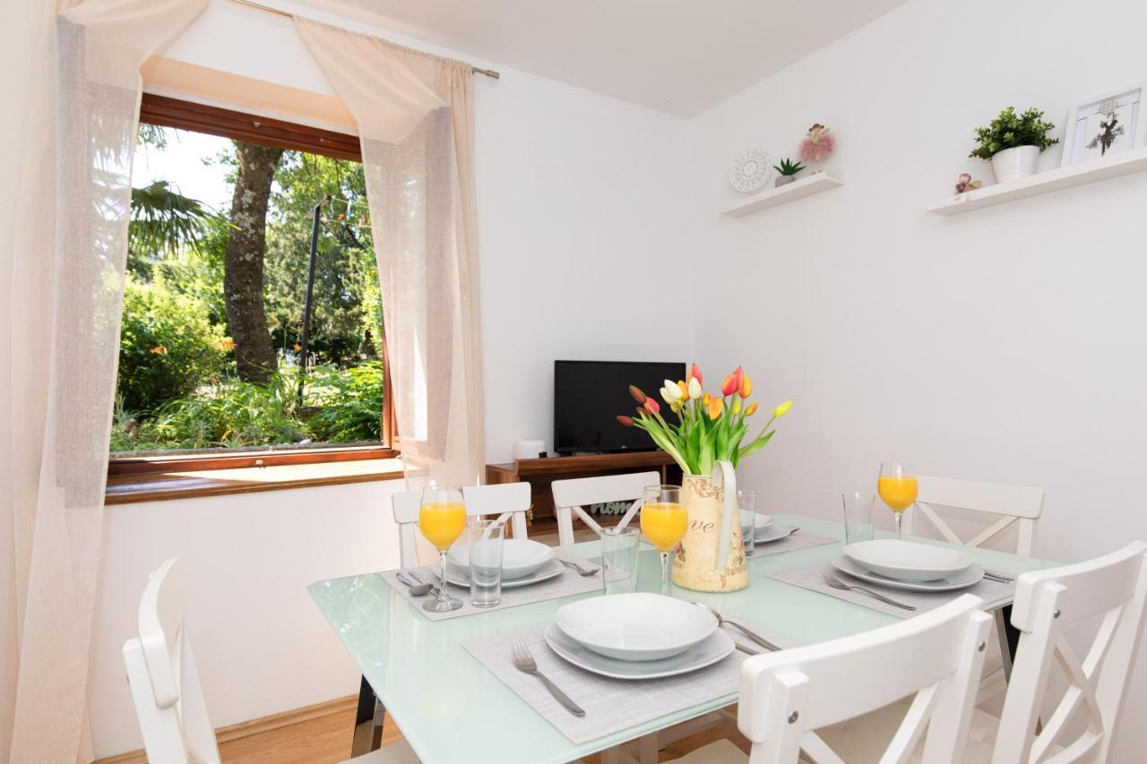Apartment Lora Crikvenica Eksteriør bilde