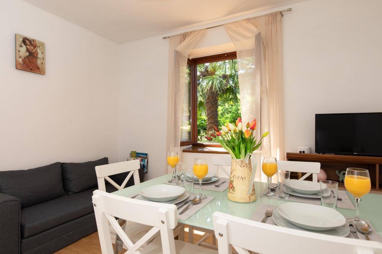 Apartment Lora Crikvenica Eksteriør bilde