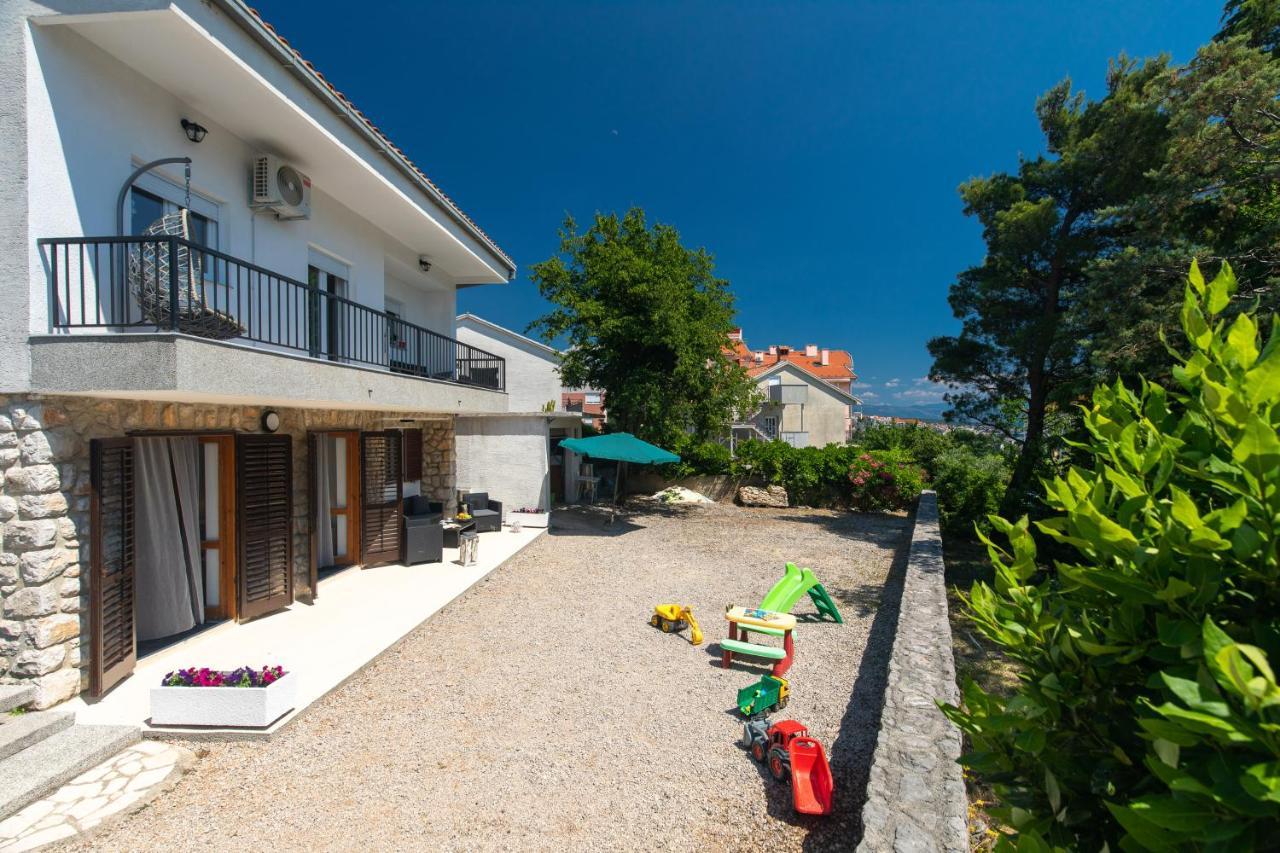 Apartment Lora Crikvenica Eksteriør bilde