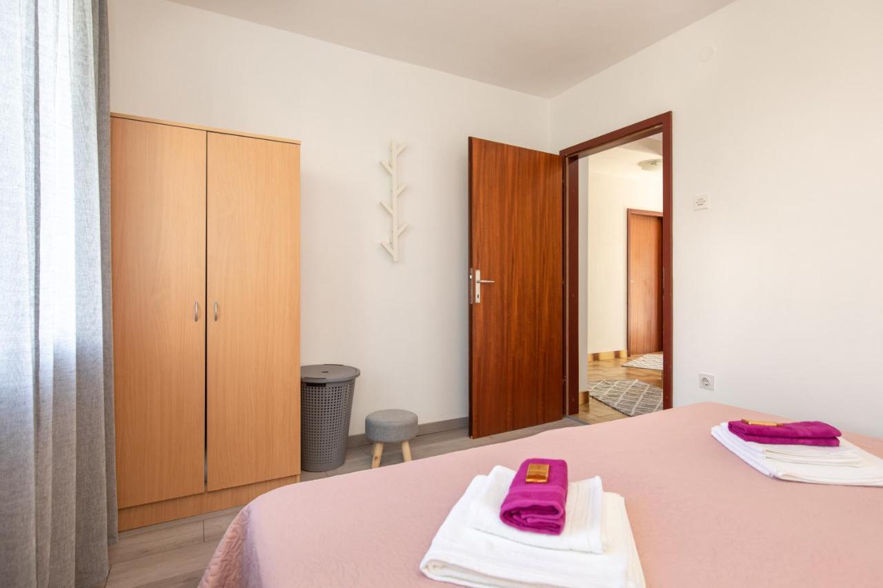 Apartment Lora Crikvenica Eksteriør bilde