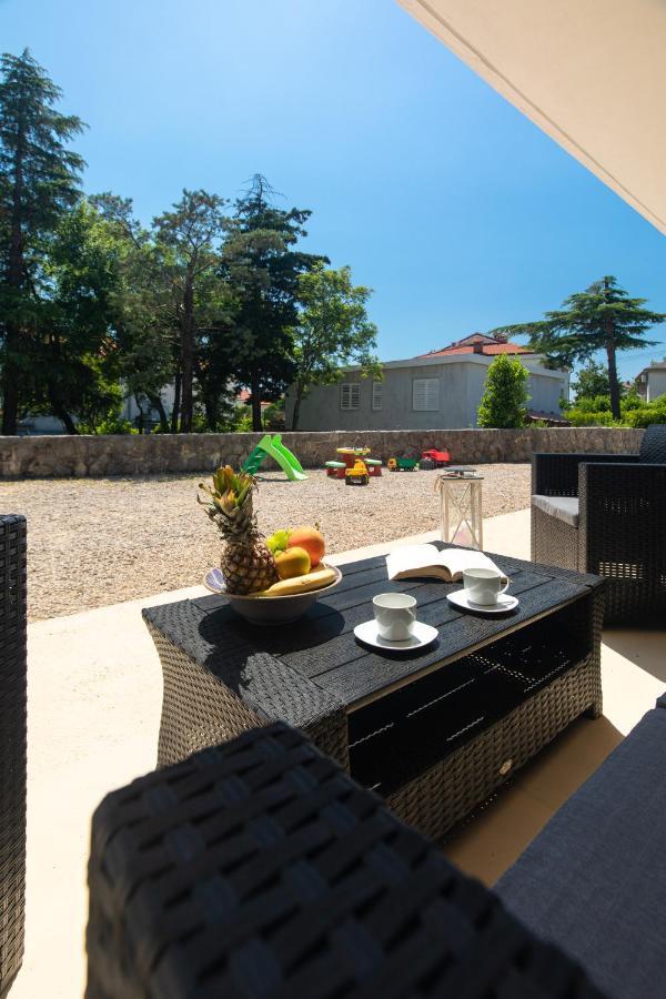 Apartment Lora Crikvenica Eksteriør bilde